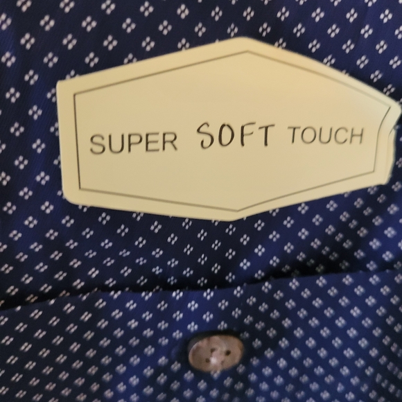 Moda Campia navy blue and white shirt. Tucked or untucked. Modern fit. M… - Picture 8 of 10